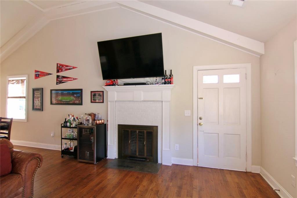 2565 Camille Drive NE