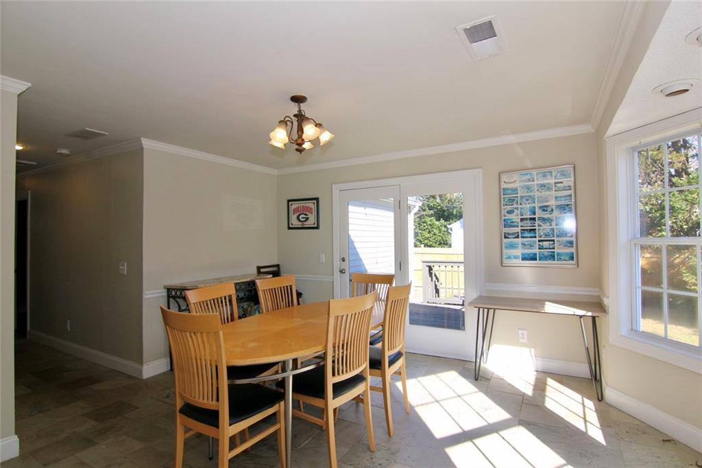 2565 Camille Drive NE