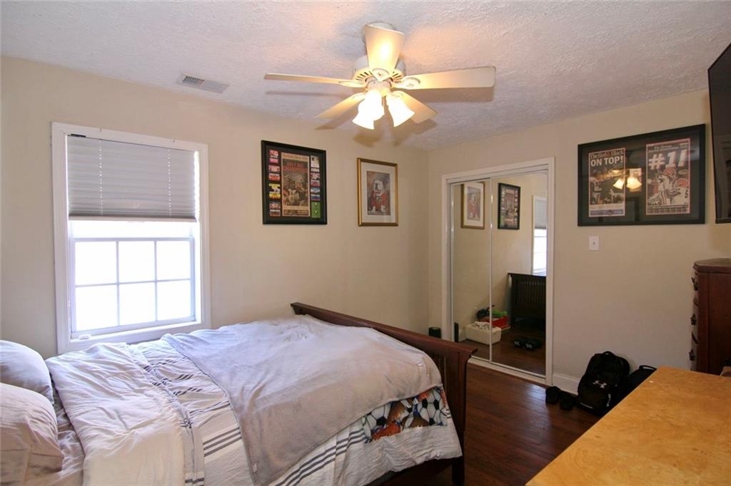 2565 Camille Drive NE