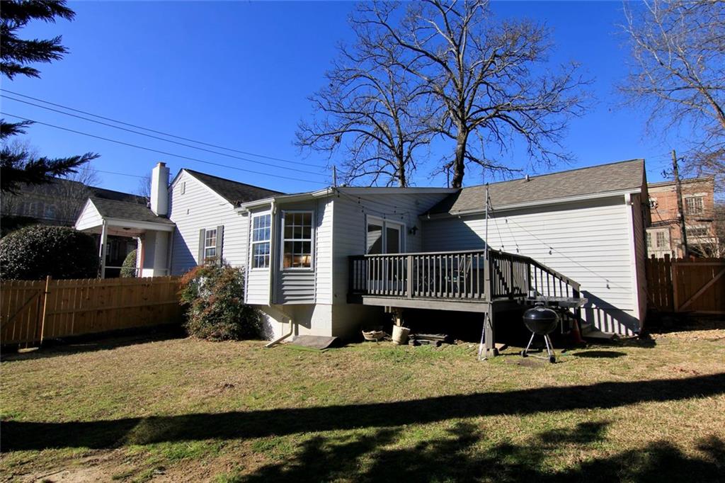 2565 Camille Drive NE