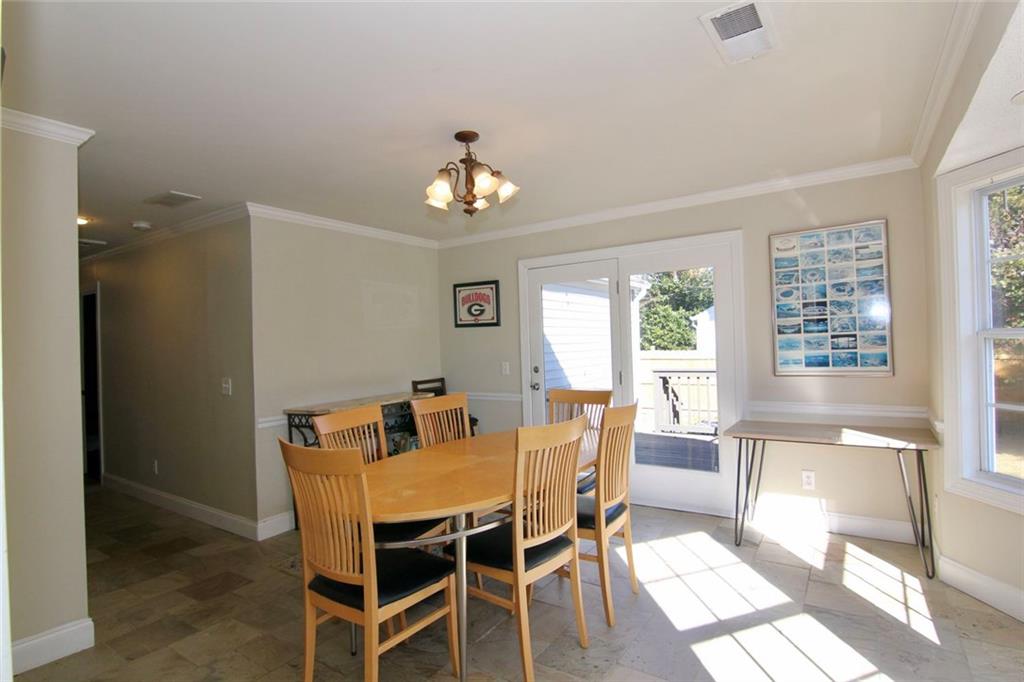 2565 Camille Drive NE