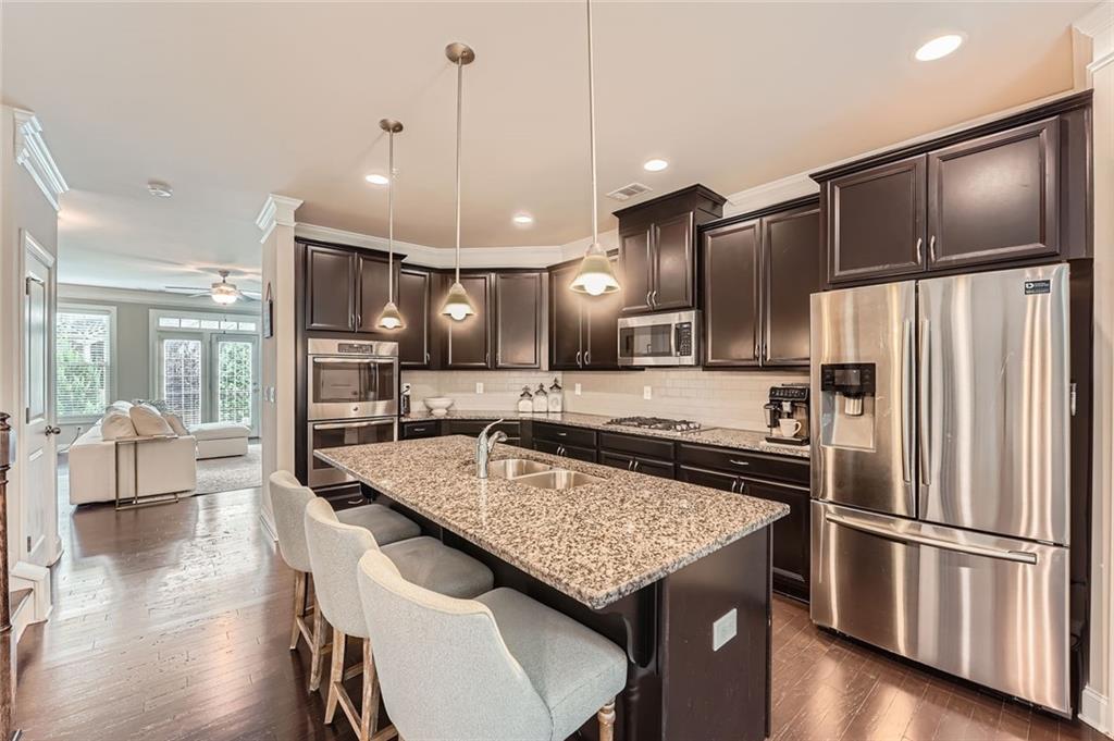 2433 Santa Rosa Street