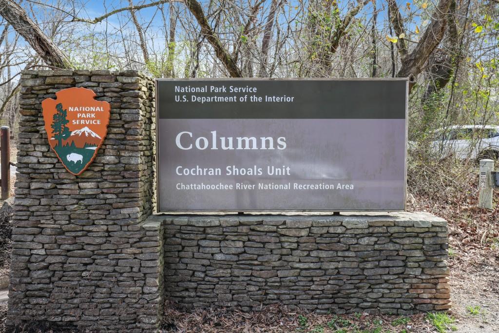 4092 Columns Drive