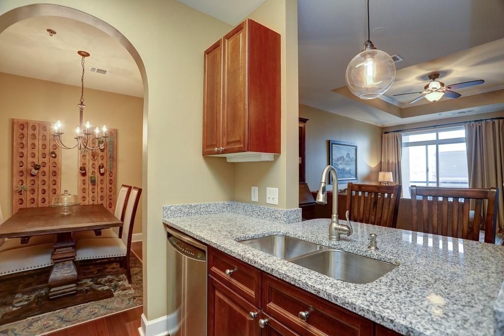 325 E Paces Ferry Road NE Unit 1510