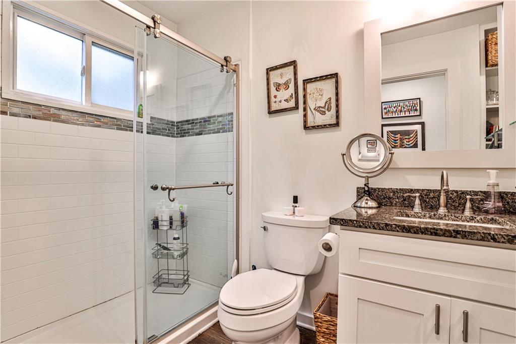 1042 Saint Charles Avenue NE Unit 4