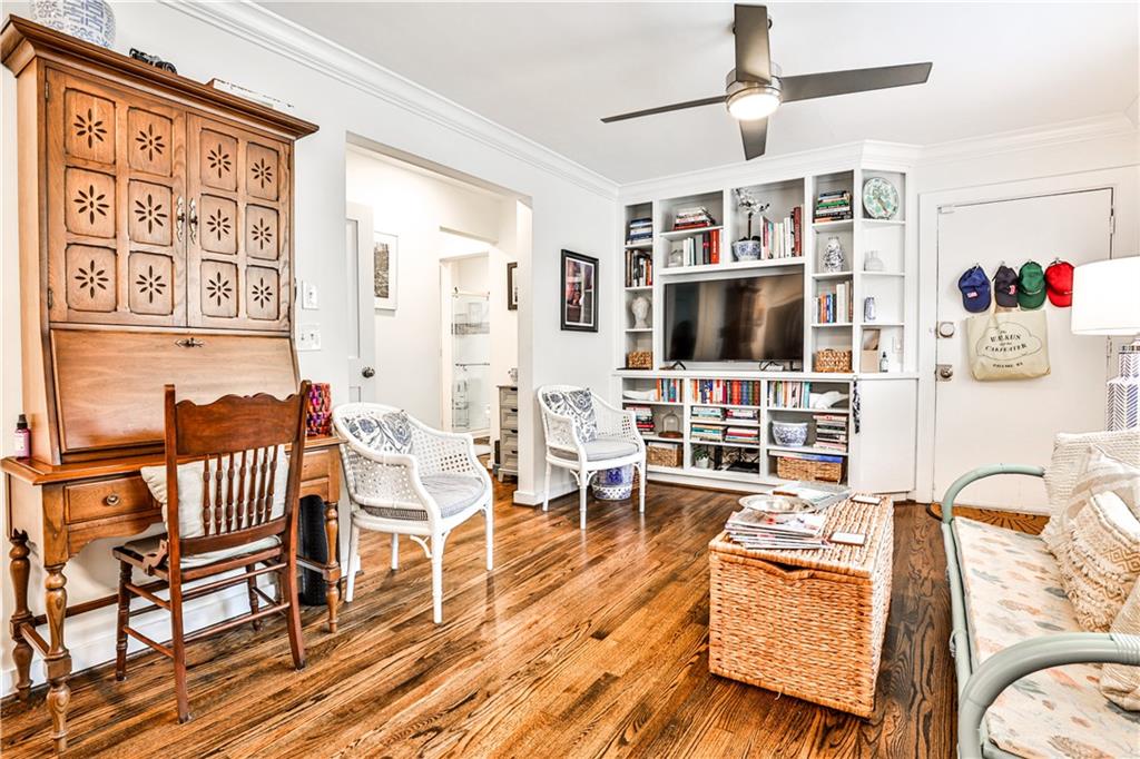 1042 Saint Charles Avenue NE Unit 4