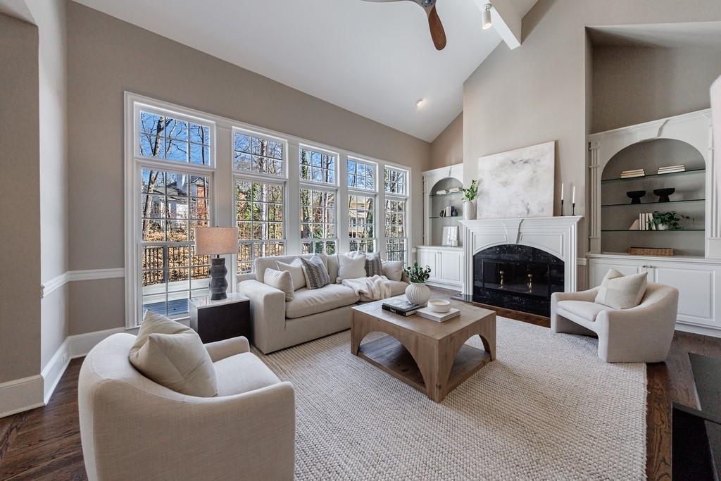 1828 Pemberton Place