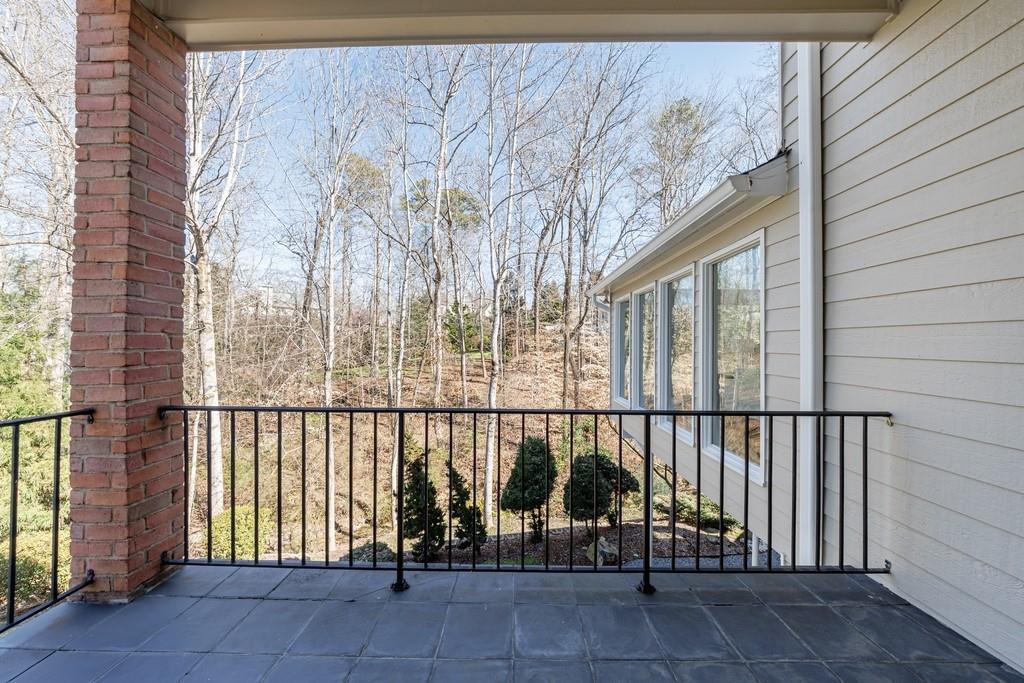 1828 Pemberton Place