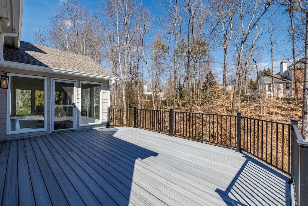 1828 Pemberton Place