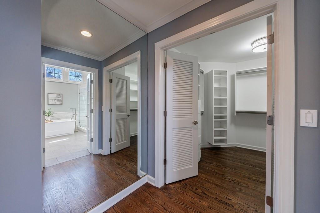 1828 Pemberton Place