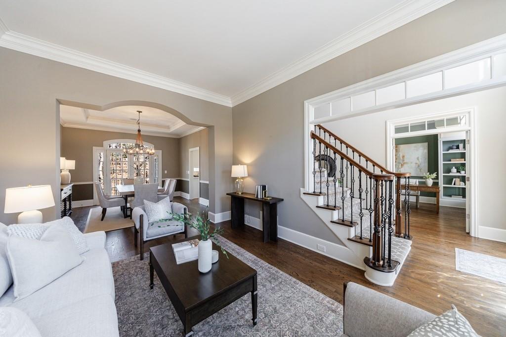 1828 Pemberton Place