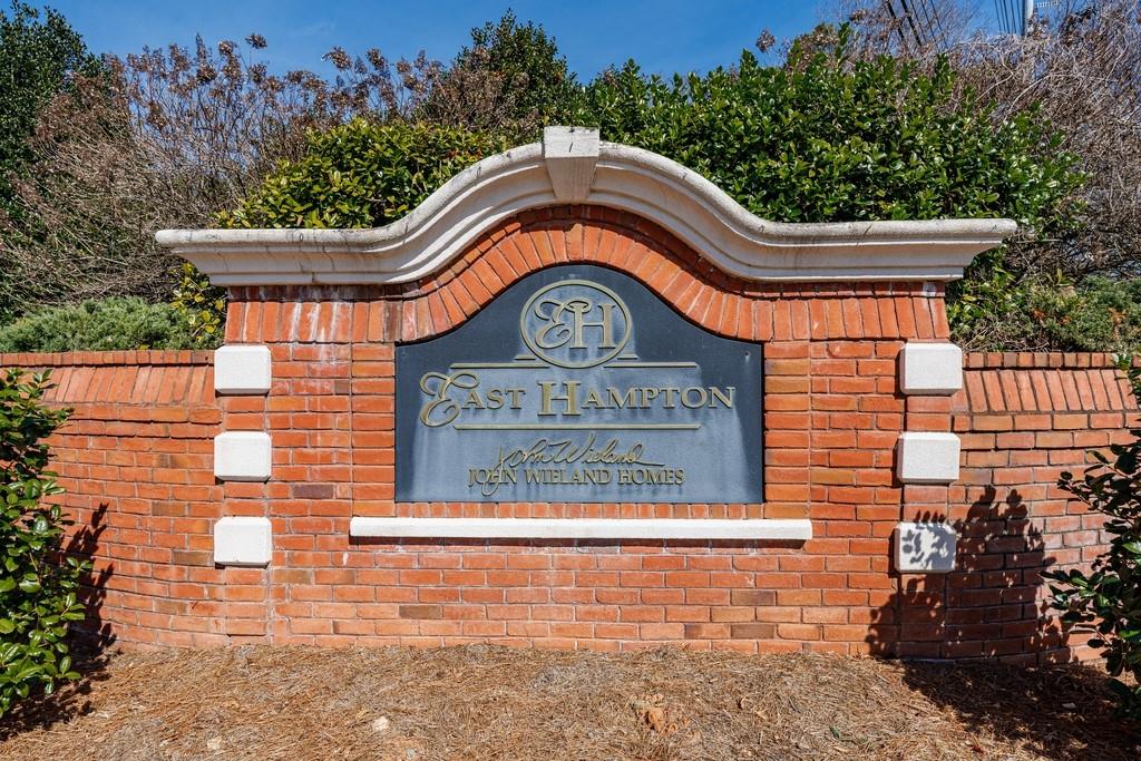 1828 Pemberton Place