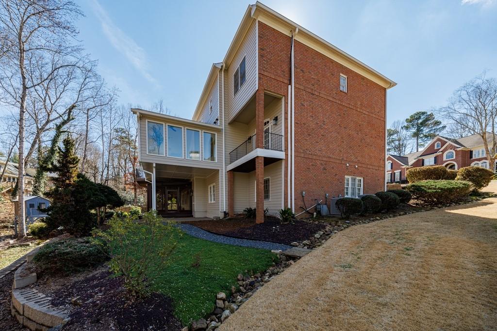 1828 Pemberton Place