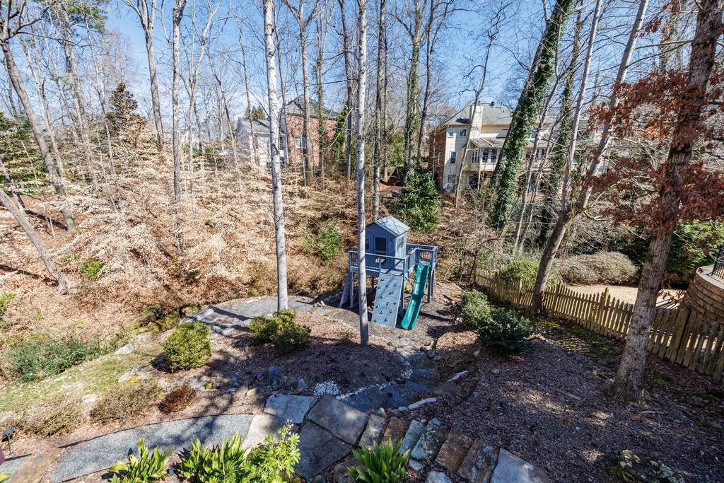 1828 Pemberton Place