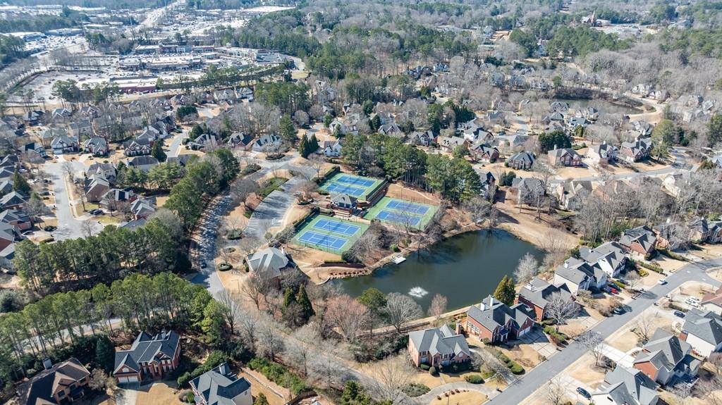 1828 Pemberton Place