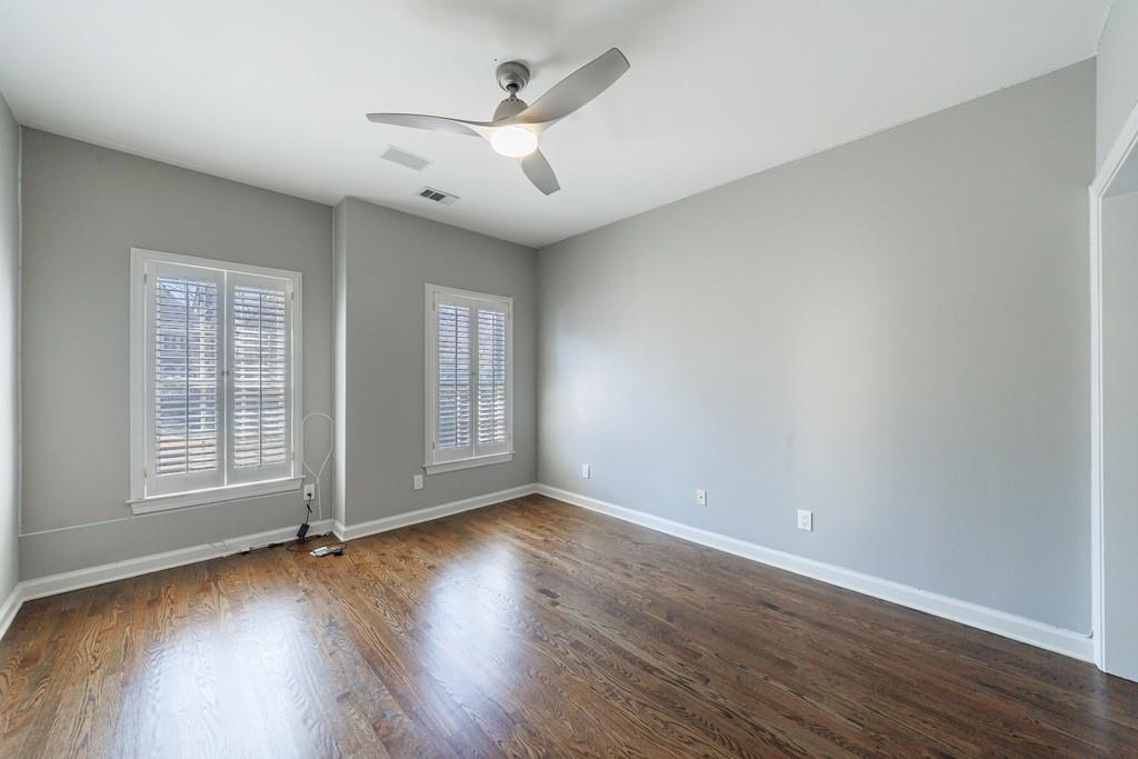 1828 Pemberton Place