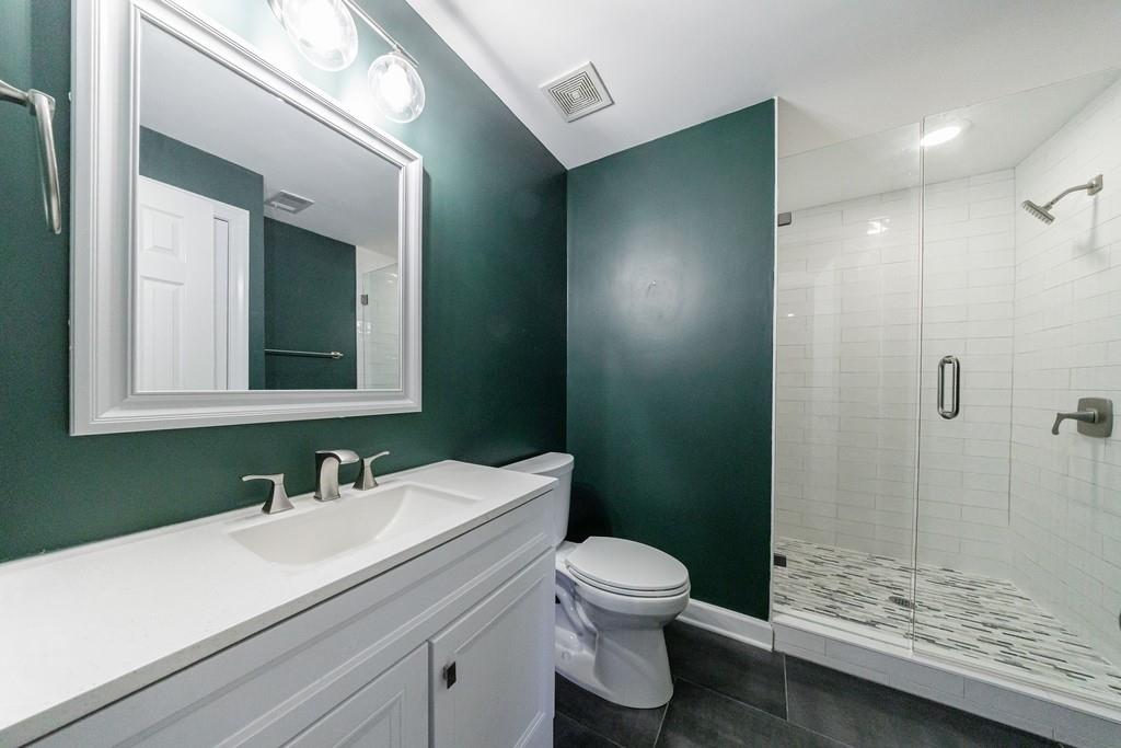 1828 Pemberton Place