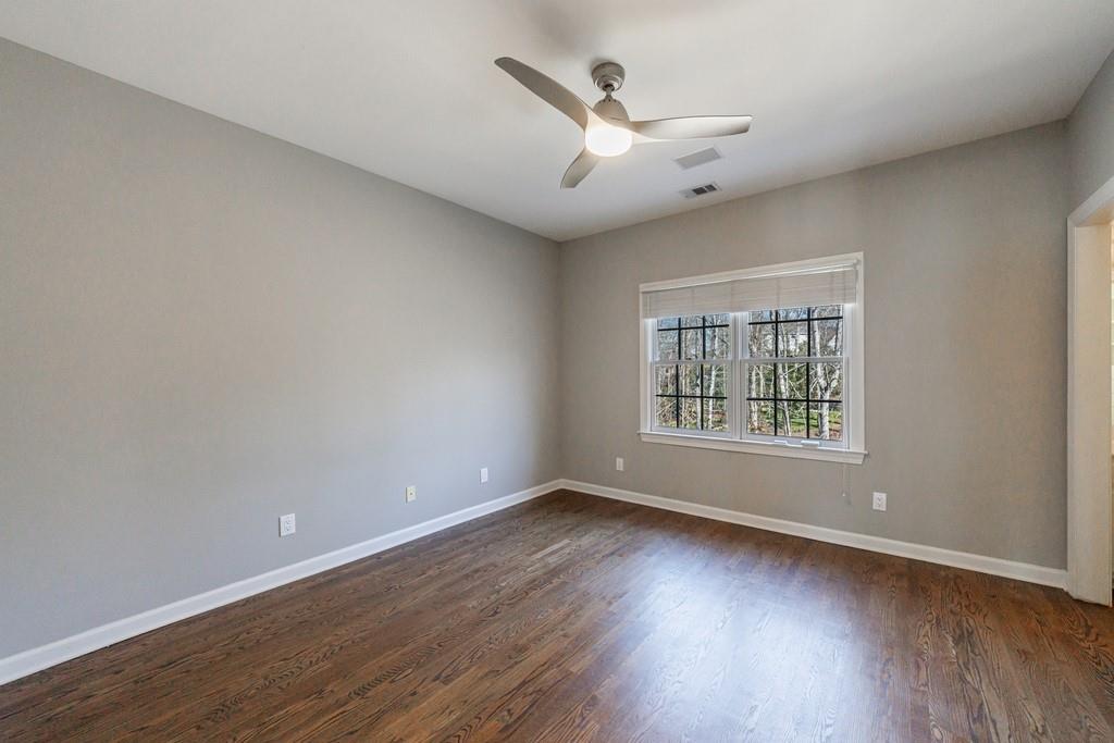 1828 Pemberton Place