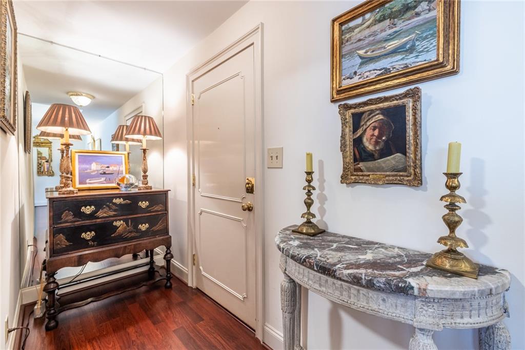 2734 Peachtree Road NW Unit A404