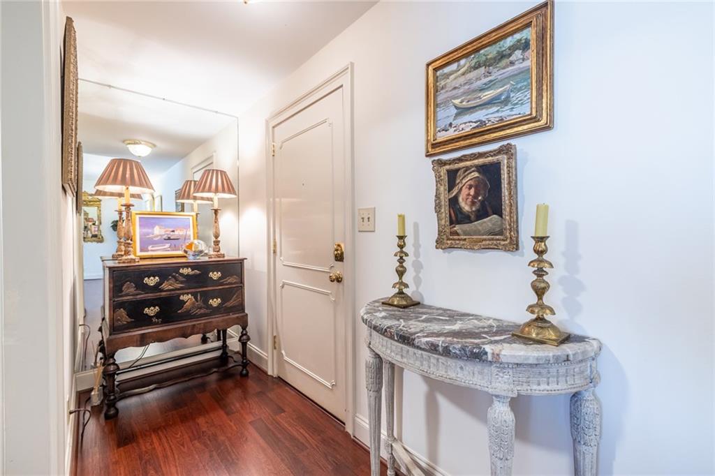 2734 Peachtree Road NW Unit A404