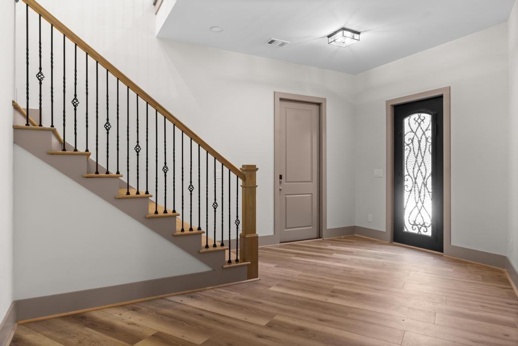 4611 4611 Medlock Bridge RD