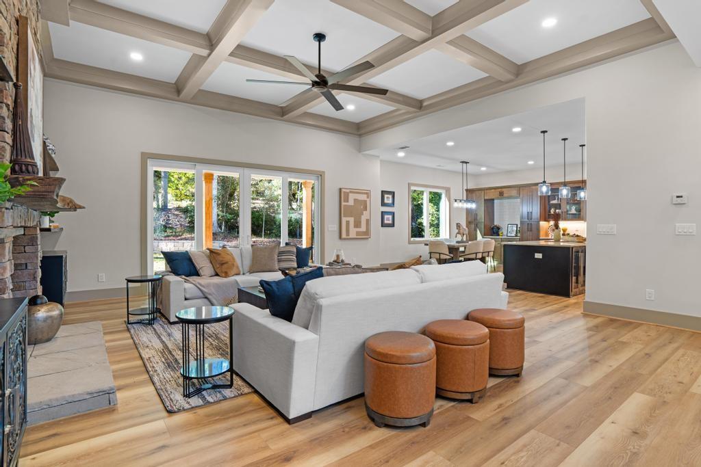 4611 4611 Medlock Bridge RD