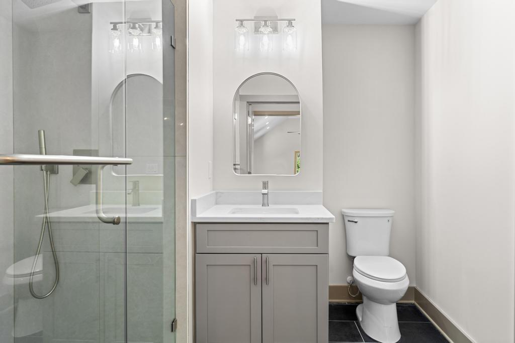 4611 4611 Medlock Bridge RD