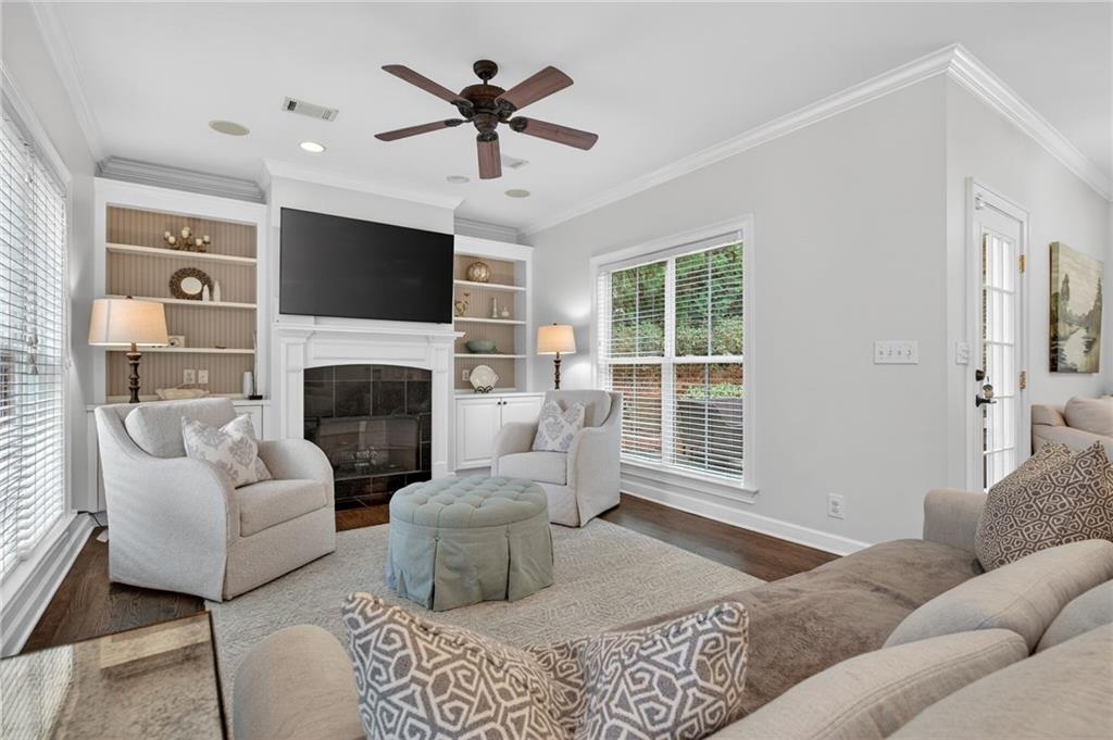 4735 Kitty Hawk Place