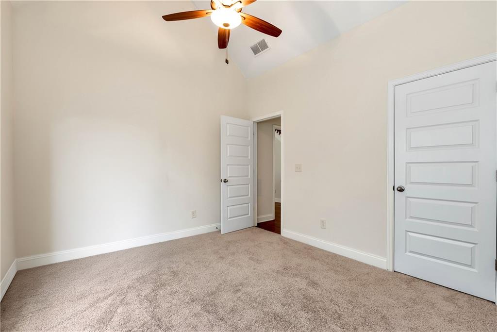 3504 Laurel River Point