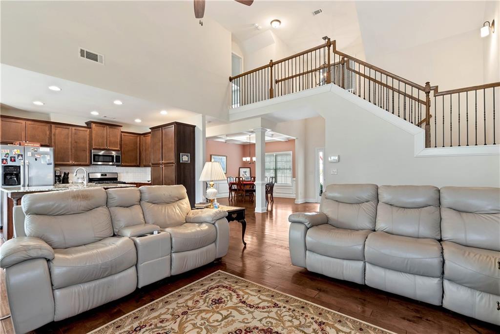 3504 Laurel River Point