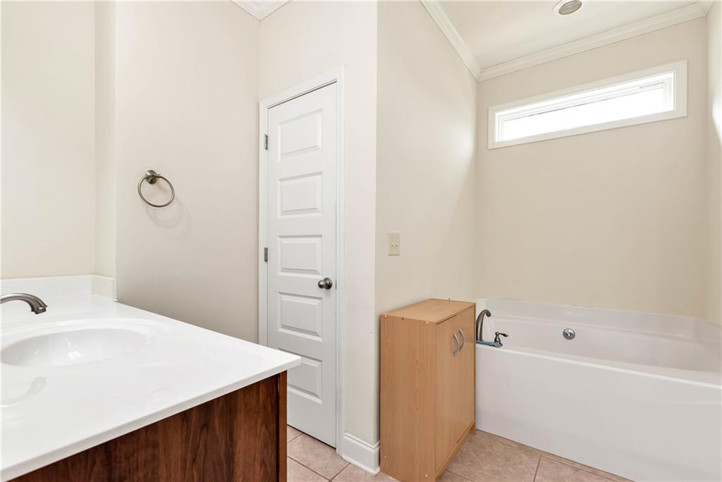 3504 Laurel River Point