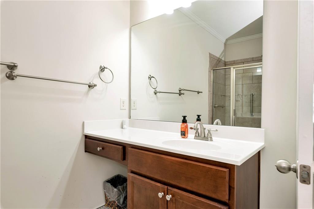 3504 Laurel River Point