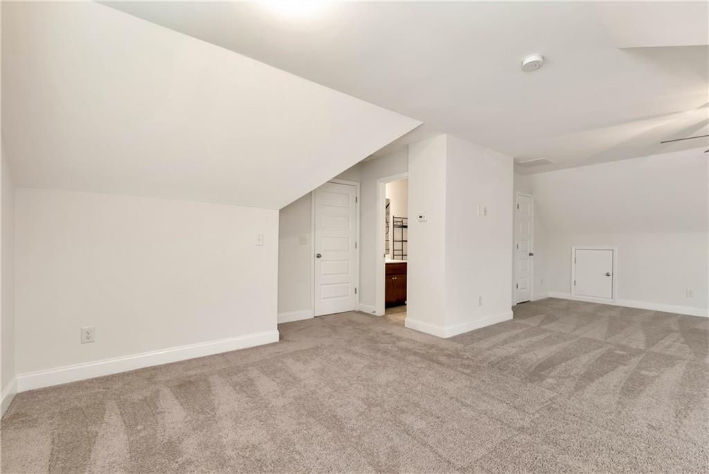 3504 Laurel River Point