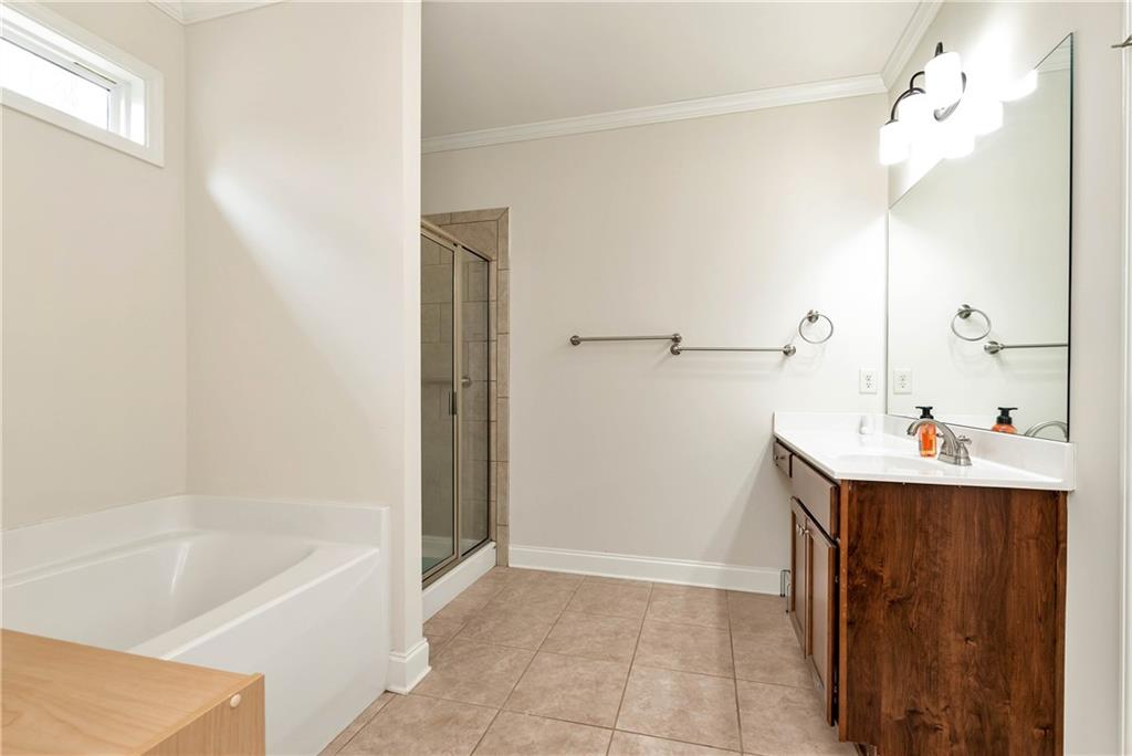 3504 Laurel River Point