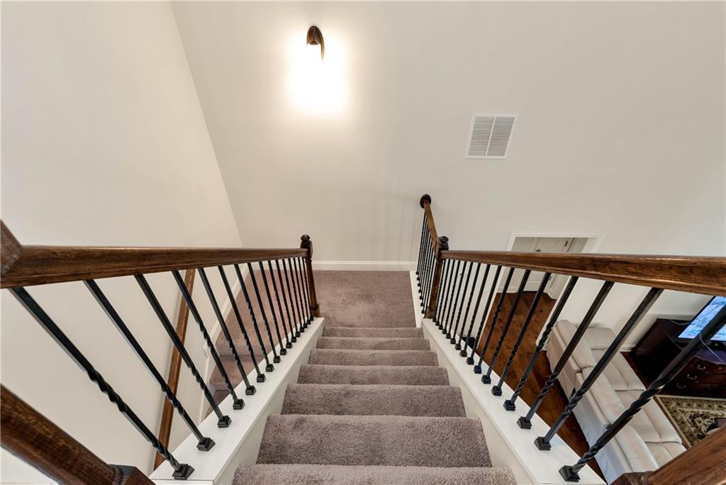 3504 Laurel River Point