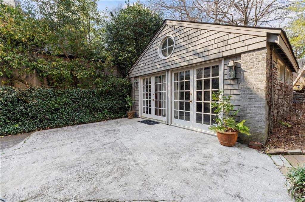 110 Brighton Road NE