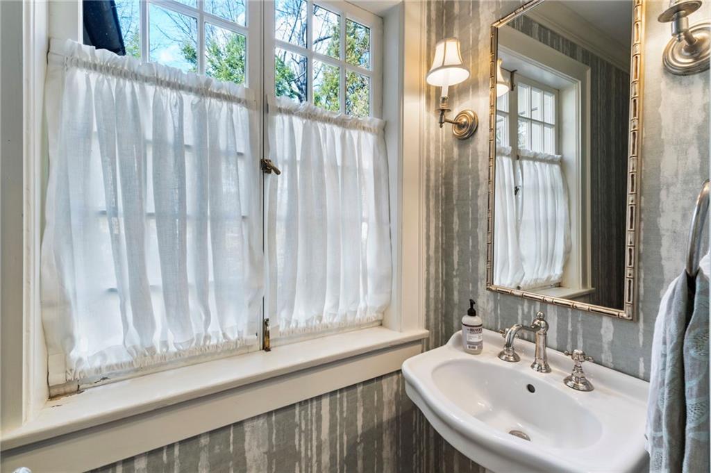 110 Brighton Road NE