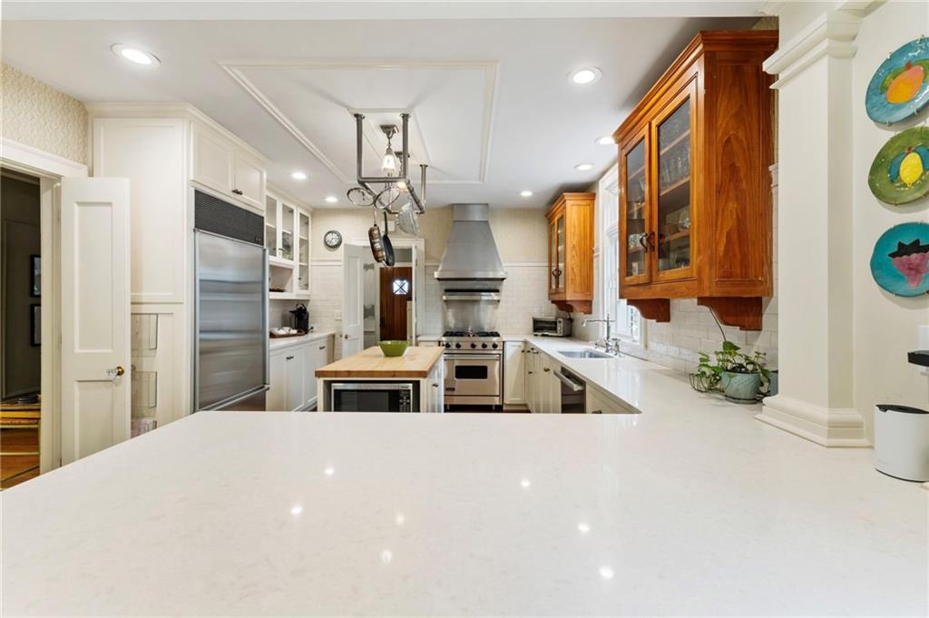 110 Brighton Road NE