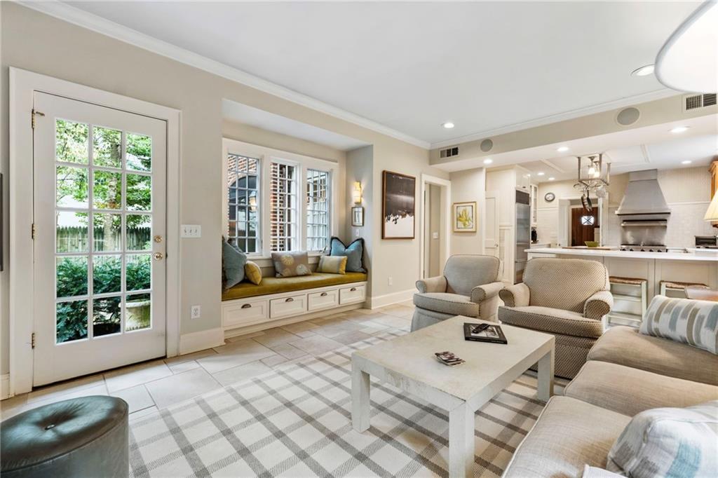 110 Brighton Road NE