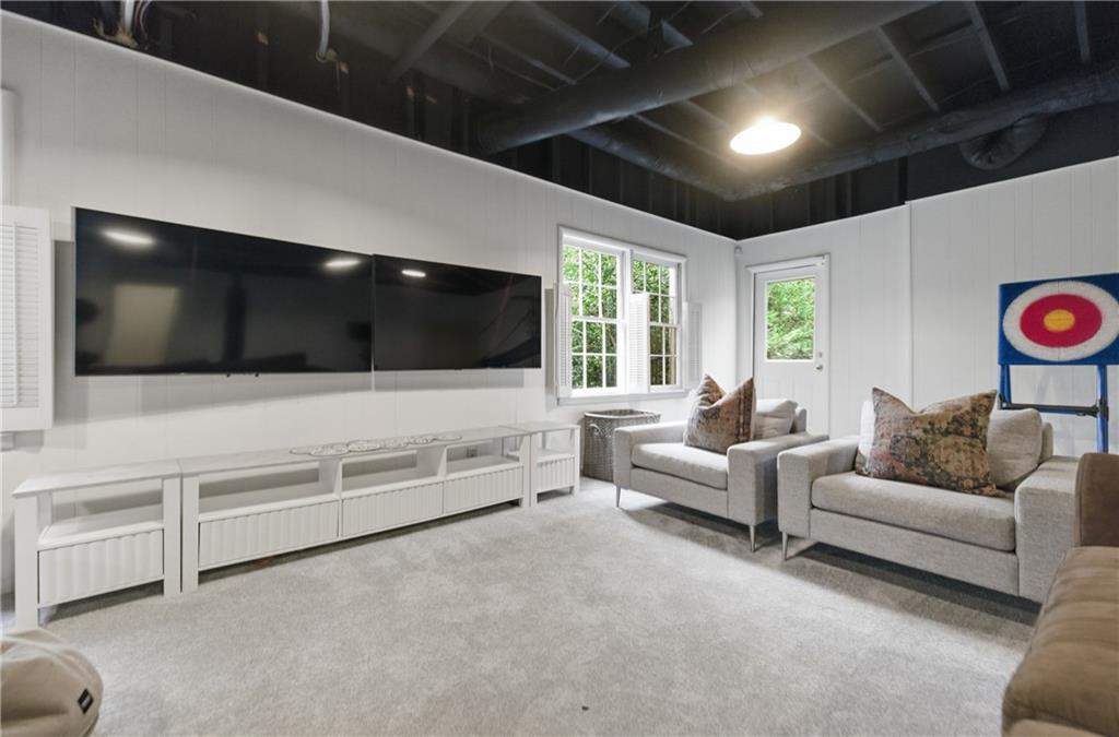 4174 McClatchey Circle NE