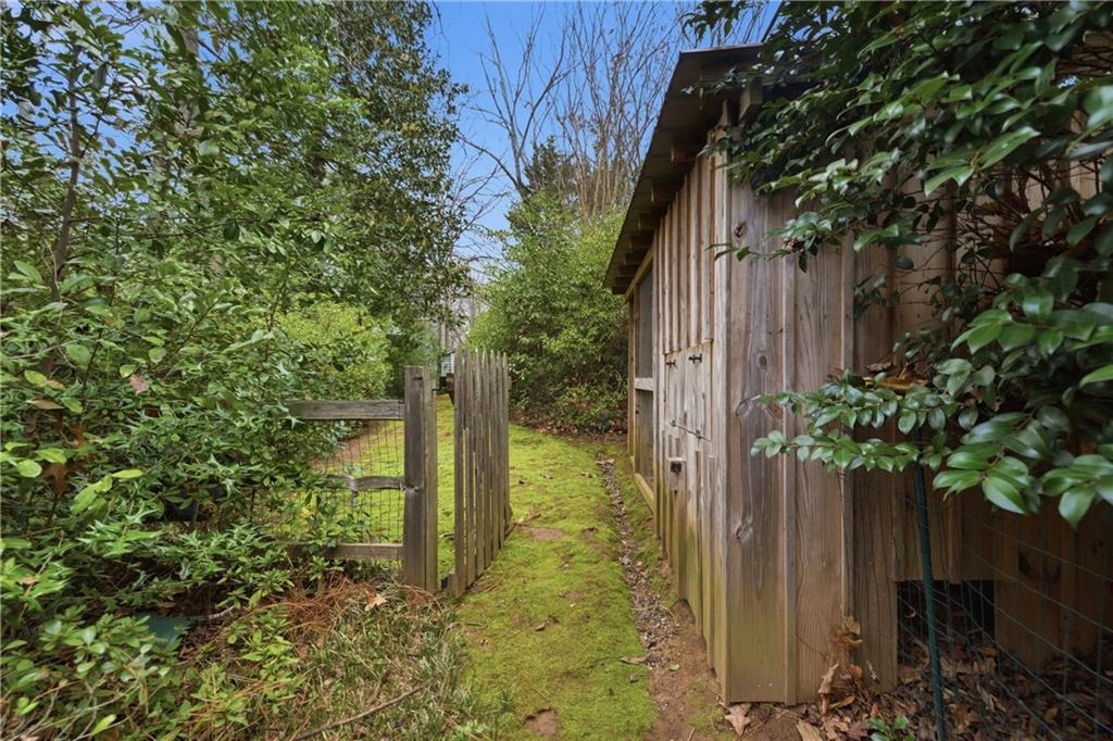 4174 McClatchey Circle NE