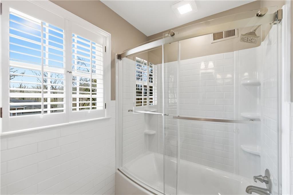 4174 McClatchey Circle NE