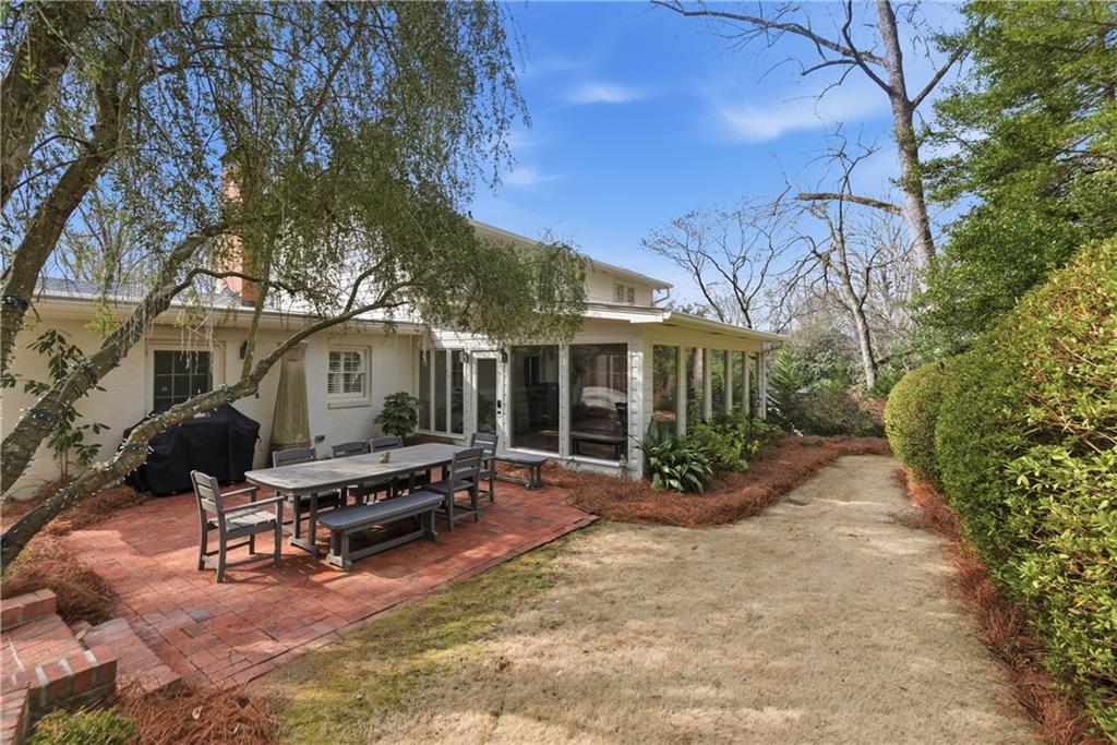 4174 McClatchey Circle NE