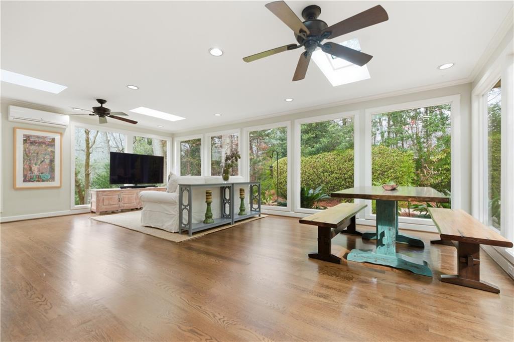 4174 McClatchey Circle NE