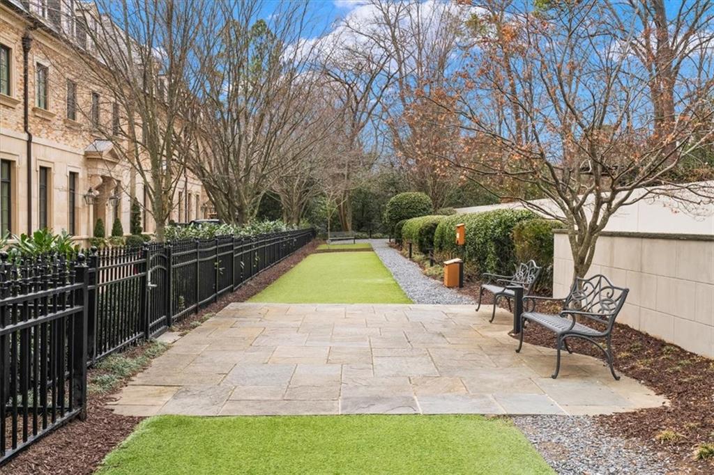 2640 Peachtree Road NW Unit 3