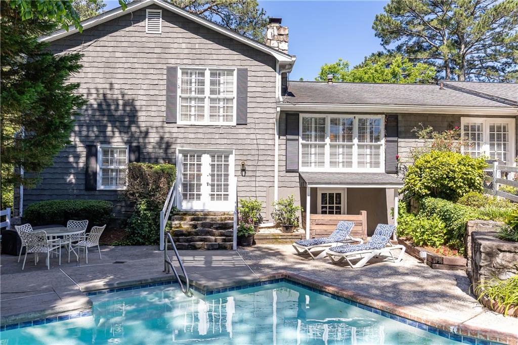 3099 Farmington Drive SE