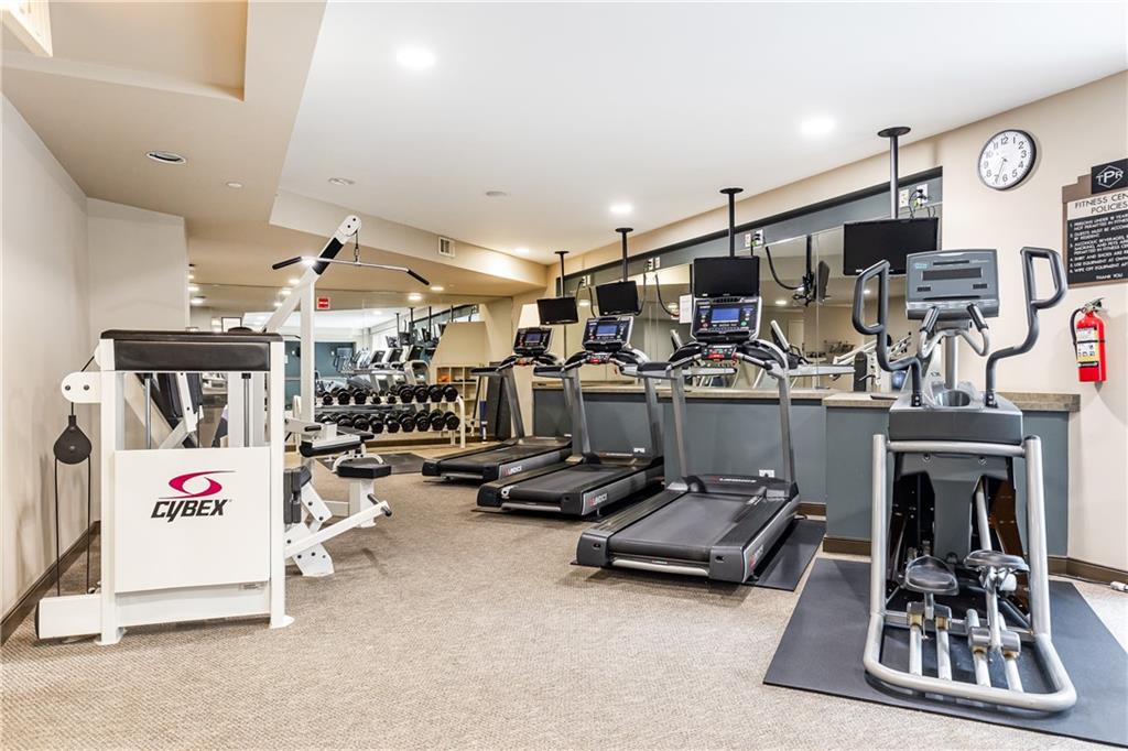 2626 Peachtree Road NW Unit 706