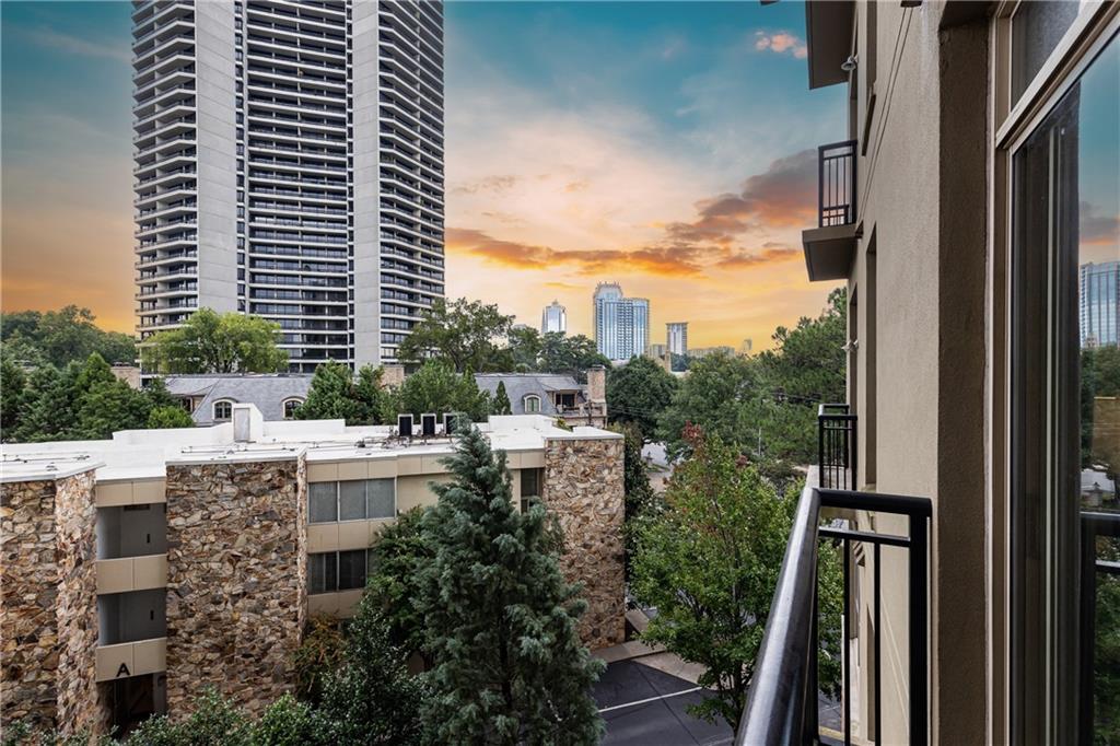 2626 Peachtree Road NW Unit 706