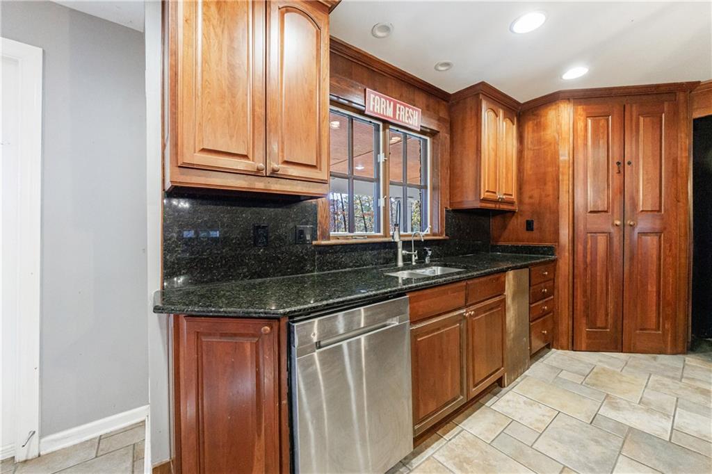 818 Arnold Mill Road