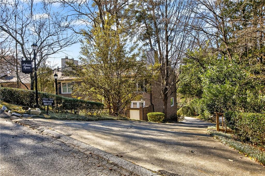 1 Ardmore Square NW Unit 1